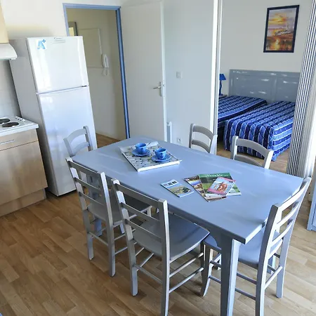 Apartment Les Jardins De L'amiraute - Vacanceole *