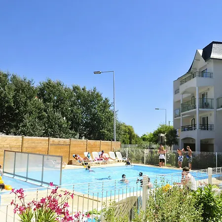 Apartment Les Jardins De L'amiraute - Vacanceole